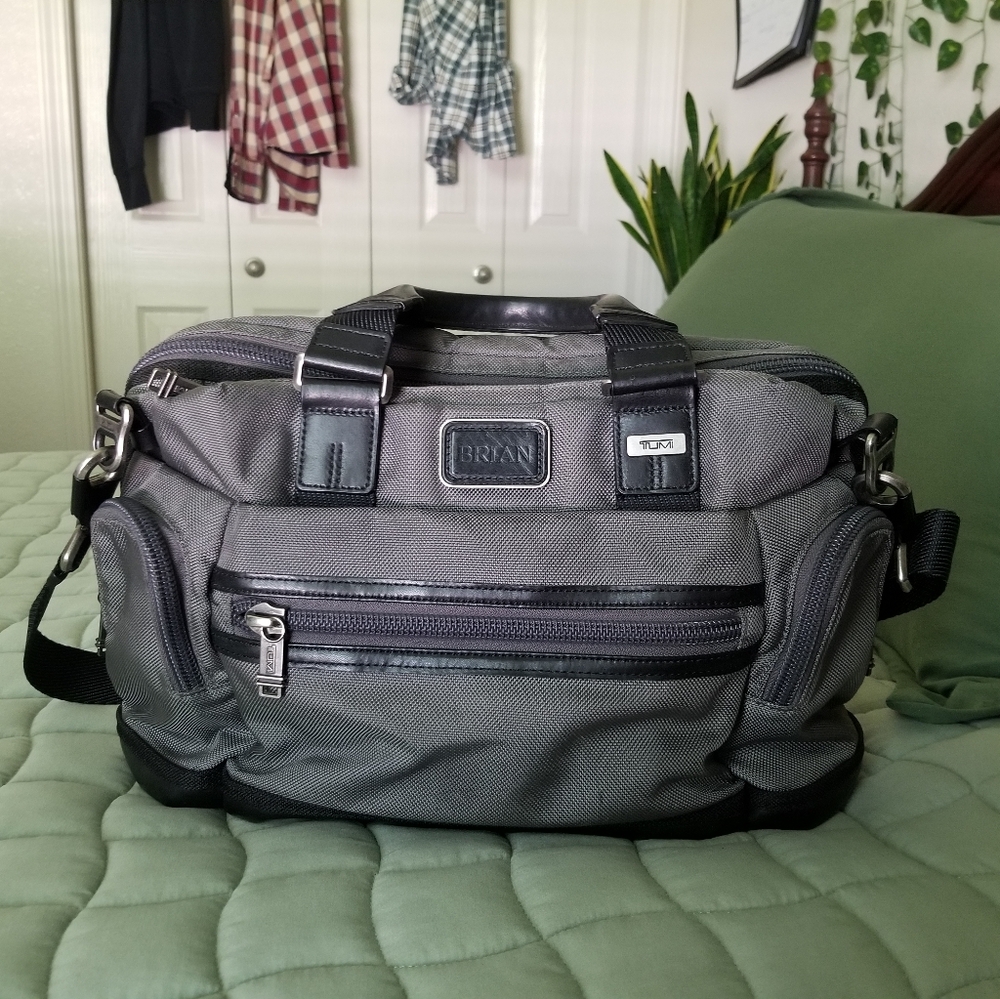Tumi Alpha Bravo Slim Bag